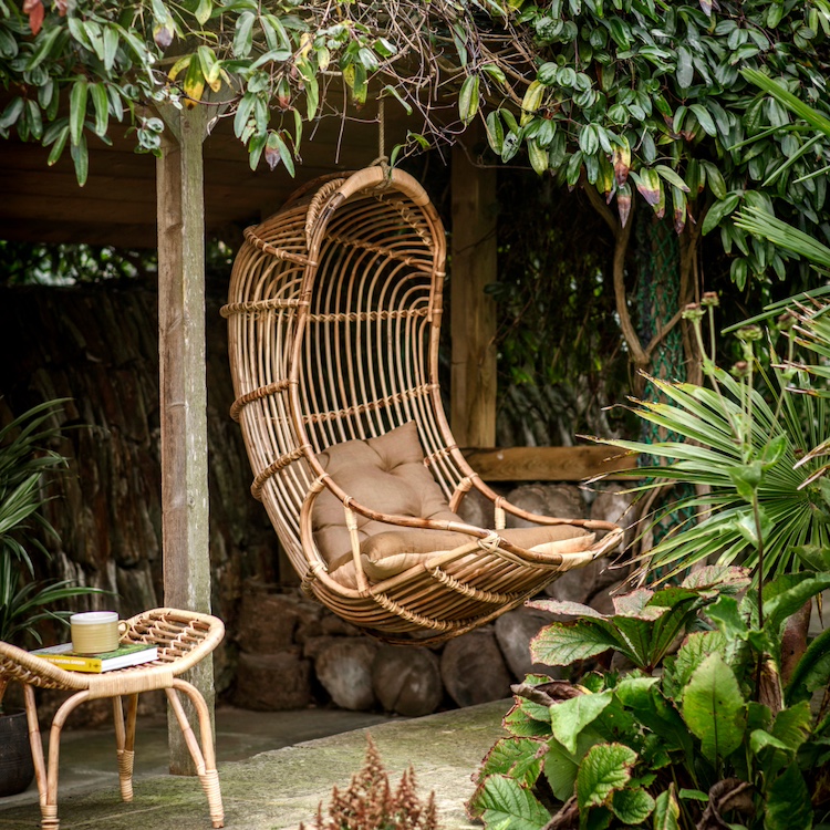 hanging rattan chair